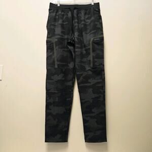 Under Armour UA XL Elite Cargo Green Black Camo Print Stretch Pants 1373869-002